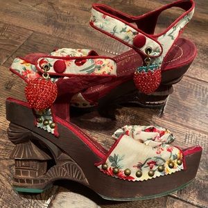 Irregular Choice orientalist rare wooden sole wood carved size 10 Orient…